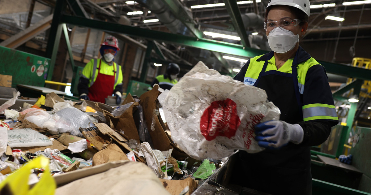 ExxonMobil Accused of Deceptive Marketing of Plastics Recycling Process — ProPublica