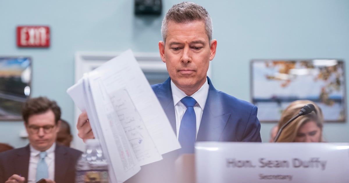 Sean Duffy Sold Stocks Days Before Trump Announced a Plan for Reciprocal Tariffs — ProPublica
